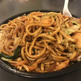 ramen, noodle dish, ramen and noodles, noodles, noodle soup, food