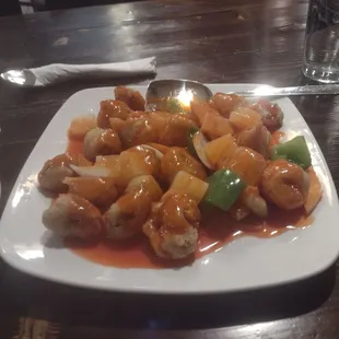 Sweet and sours pork with spicy oil