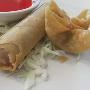 Eggroll and crab cheese wonton