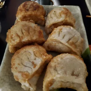 Pot stickers- Fried (6pc)