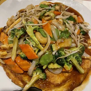 Vegetable egg foo young