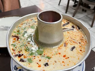 Happy Thai Restaurant