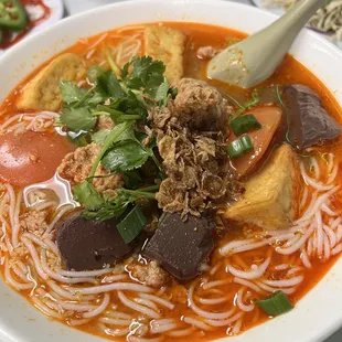 food, ramen and noodles