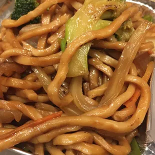 Vegetable Lo Mein