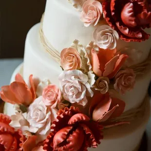 Stunning cake by Bonnie at New Renaissance Cakes!