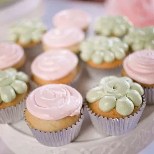 pink and green cupcakes