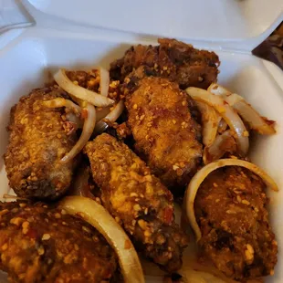 Fried chicken wings