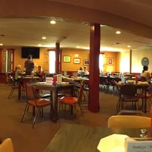 The dining area - bar behind me.