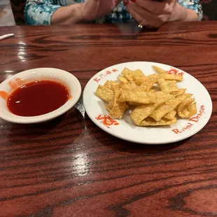 Complimentary wontons