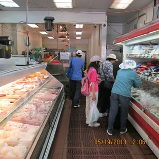Meat &amp; seafood (live and frozen)