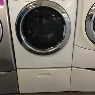Frigidaire washer machine $560 obo