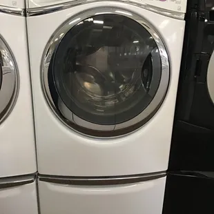 Whirlpool duet he washer machine $680 obo
