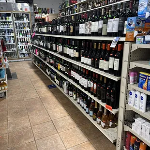 New Star-Ell Liquor