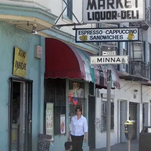 Enter from the corner of 14th Street &amp; Minna