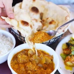 Chicken kadhai with naan