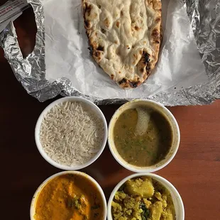 Kadhi Paneer, Aloo Gobi, Dal Makhani, rice and naan
