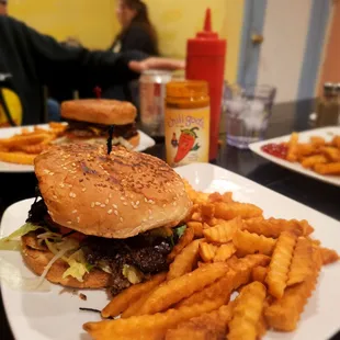 Oklahoma Onion Burger on this Monday night.