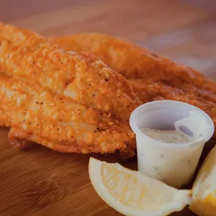 a side of lemon wedges