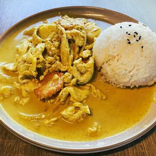 Chicken Yellow Curry Rice $9.9