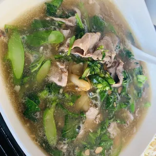 C05. Rad Nar Noodle