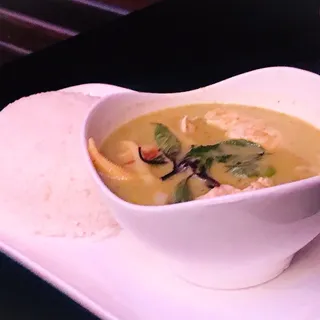 D02. Green Curry
