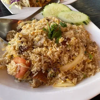 E02. Roasted Duck Fried Rice