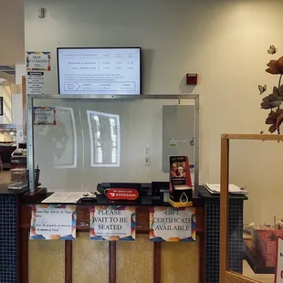 New town buffet lobby