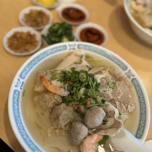 6. Combination Rice Stick &amp; Egg Noodle Soup