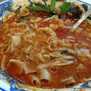2. Spicy Beef Sate Rice Stick with Peanut