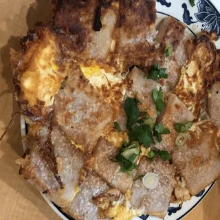 28. Fried Flour Cake with Egg