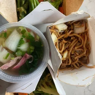 War wonton soup, chicken broccoli, vegetable chow main