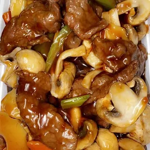 Beef w. Mushroom (quart)