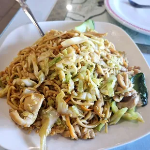 Chk chow mein
