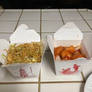 food, chicken wings and fried chicken