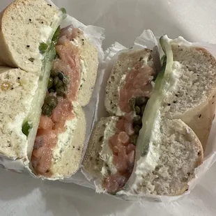 I paid for extra cream cheese and this is what I got lol.