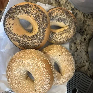 Sesame Seed and Poppy Seed Bagels