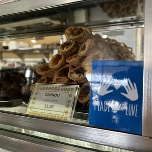 Filled to order. Cannoli Small