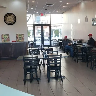 Dining room.