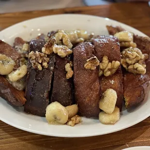 Banana nut French toast