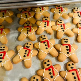 gingerbreads on a baking sheet
