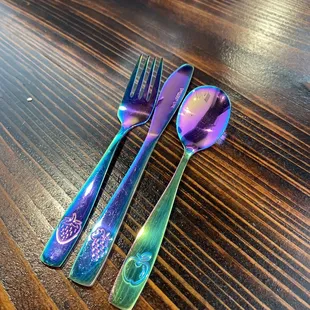 Real kids-size flatware, so nice to see a restaurant encourage children/families to come eat.