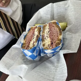 Manhattan Sandwich