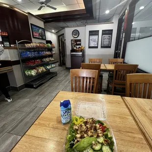 sushi and sashimi, interior