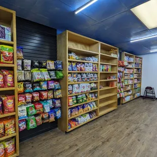 store shelves with snacks