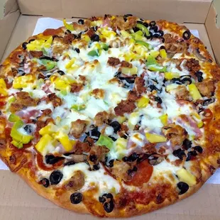 Combination Pizza with Pineapple!!