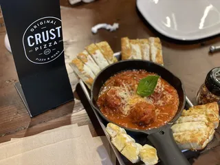 Crust Pizza Co. - Kingwood Place