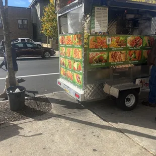 Cart w/ trash can, if you choose to eat near the cart