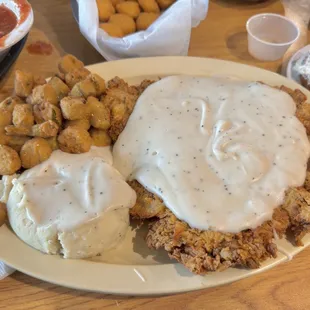 Chicken Fried Steak with mashed potatoes and okra