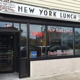the outside of the restaurant