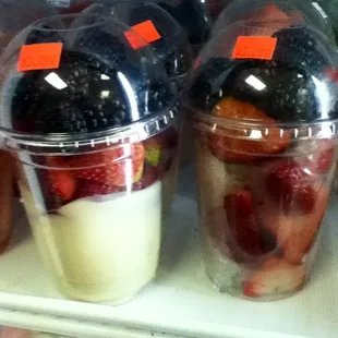 Fruit and yogurt parfait